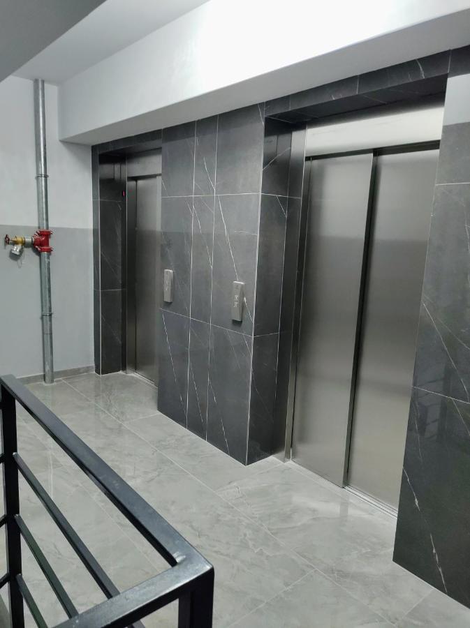Simona Apartament Iulius Mall Iasi Eksteriør billede